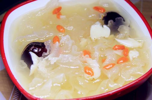 十大美容養(yǎng)顏食譜幫你告別壞肌膚！