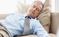 老人失眠必吃安眠藥？醫(yī)教5招對抗
