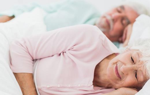 老人睡眠差？6招助好眠