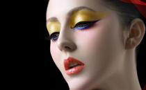怎么延長暈妝時(shí)間？打造均勻底妝是關(guān)鍵