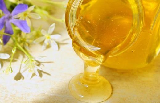 喝蜂蜜會(huì)胖嗎？服用蜂蜜有什么講究？