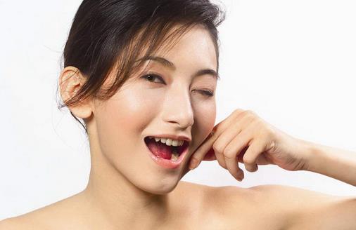 剖析臉頰長(zhǎng)痘原因 痘痘去除有妙招