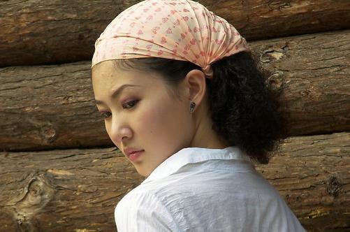 高跟鞋緩解經(jīng)期關(guān)節(jié)痛