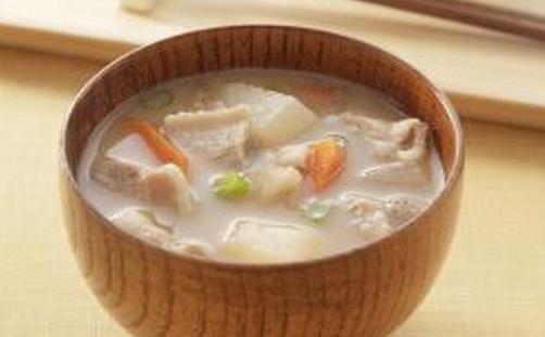 春季濕氣重吃什么好？春季四款祛濕靚湯推薦