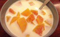 女性經(jīng)期吃七類(lèi)食物可豐胸