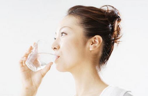 喝熱水有10大好處 怎樣燒開水最健康？