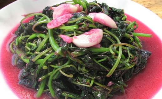 為什么莧菜炒熟是紅色？吃莧菜有什么好處？