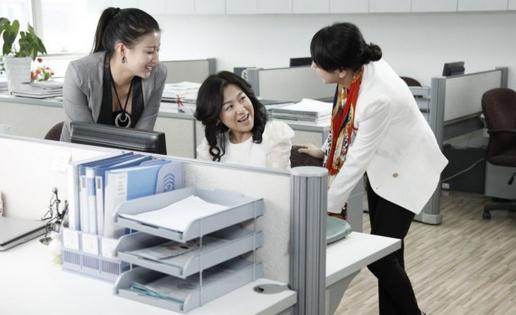 職場(chǎng)新人如何擺脫害怕上班的心態(tài)