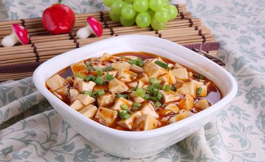 麻婆豆腐是怎么做的？