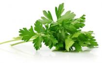 芹菜是怎樣的？芹菜的做法