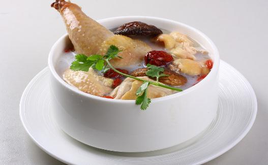 雞湯有營養(yǎng)還是雞肉更有營養(yǎng)？