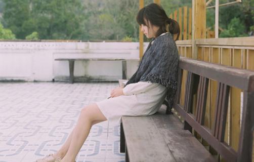 女人想要幸福千萬要經(jīng)得起誘惑