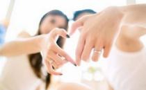 男人沉默時(shí)愛(ài)你的表現(xiàn)