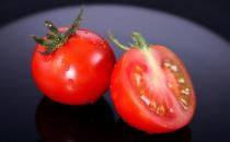 西紅柿的三種營(yíng)養(yǎng)素是寶