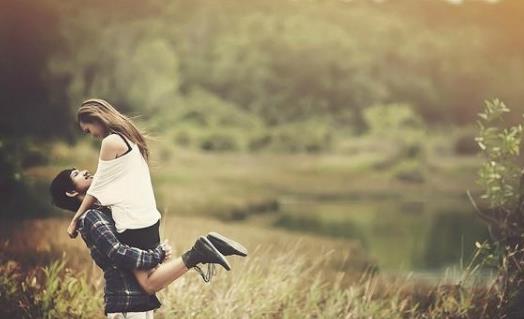如何巧妙搭訕心儀的男性？