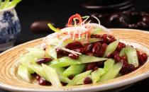 怎么做西芹豆泡？