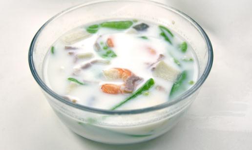 雞蛋里加輔料讓寶寶的飲食更營(yíng)養(yǎng)