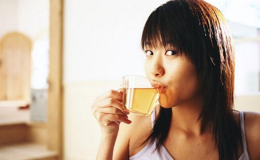 茶水漱口的好處你知道么？