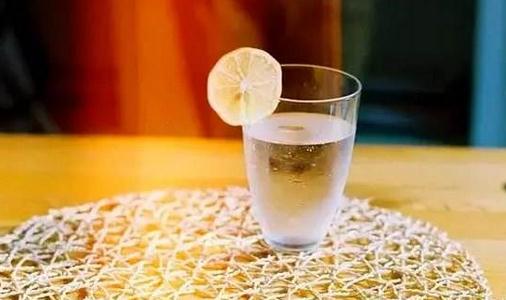 喝水減肥有講究 你喝對(duì)了么？