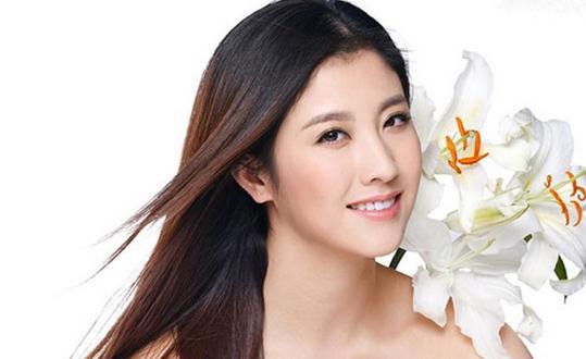 學(xué)做瘦臉操才更加健康哦！