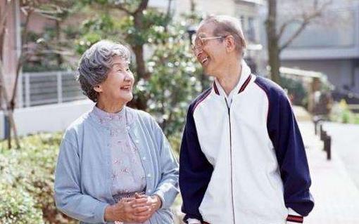 老年人春季要如何養(yǎng)肺？