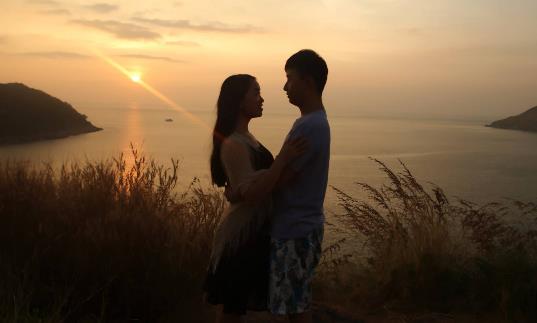 如何做一對(duì)浪漫的夫妻？