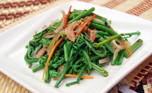 春季吃這些野菜當(dāng)心中毒！
