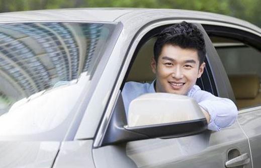 盤點男性司機的危險開車習慣