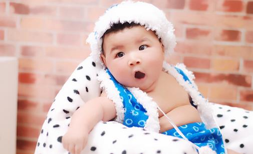 如何幫助寶寶對(duì)抗春寒
