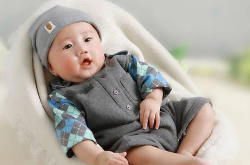 寶寶什么時候開始學(xué)走路