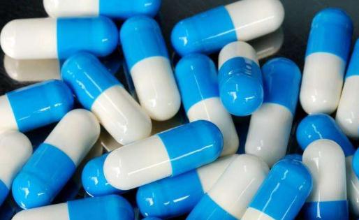 謹(jǐn)慎服用抗生素，濫用抗生素可導(dǎo)致霉菌性陰道炎
