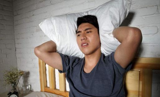 中醫(yī)妙招能讓失眠男人睡個(gè)好覺(jué)