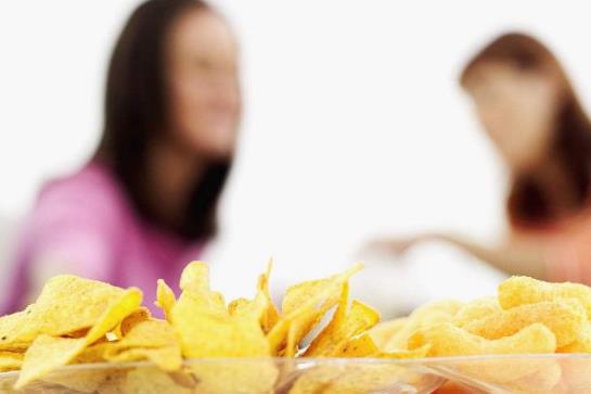 女學(xué)生保健禁忌 忌不吃早飯、吃零食和穿緊身內(nèi)衣