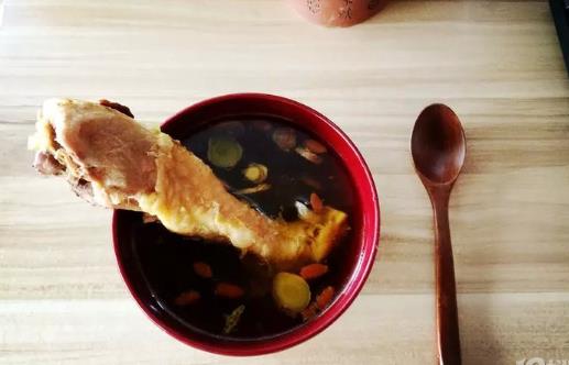 節(jié)食減肥不可靠 遵循以下幾個(gè)原則輕松減肥