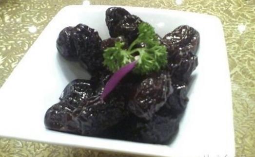 黑棗紅棗大不同，黑棗都有什么好處？