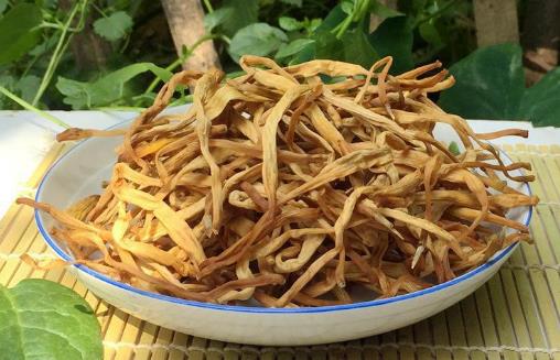 食以載道的黃花菜，安神除煩護(hù)膚美顏
