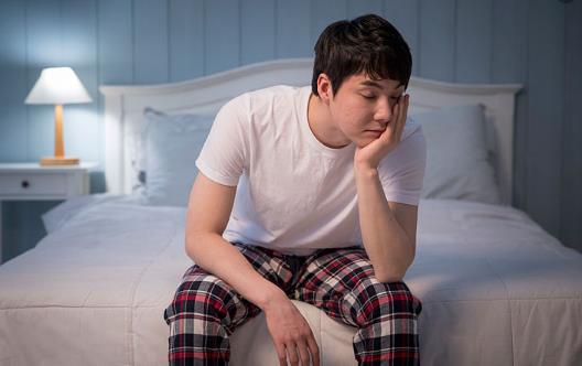 失眠睡不著怎么辦？專家：那就試試六字訣，六個(gè)字簡(jiǎn)單易