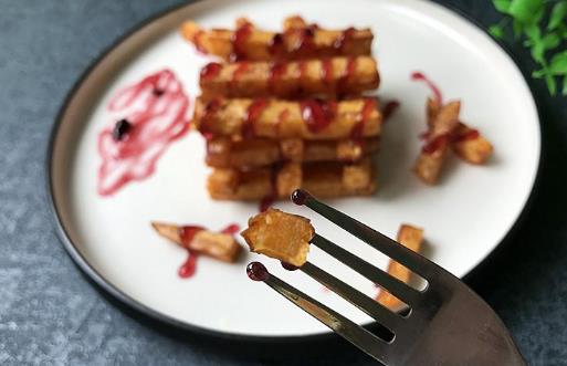 想要美容養(yǎng)顏改善睡眠 選擇以下藍莓食譜就對了