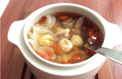 經(jīng)常熬夜的人吃什么？女性宜選滋陰祛火食療方