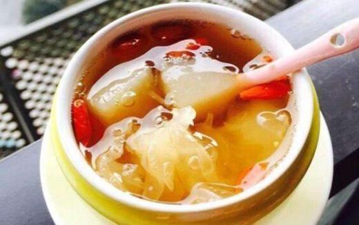 銀耳營養(yǎng)價值高 春季止咳潤肺可吃它