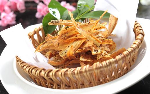 牛蒡茶可消除人體毒素 經(jīng)常熬夜來杯牛蒡茶補氣強身