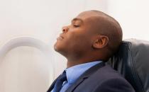 ?搭長(zhǎng)途飛機(jī)助眠小方法 常愛(ài)旅行的你一定要知道