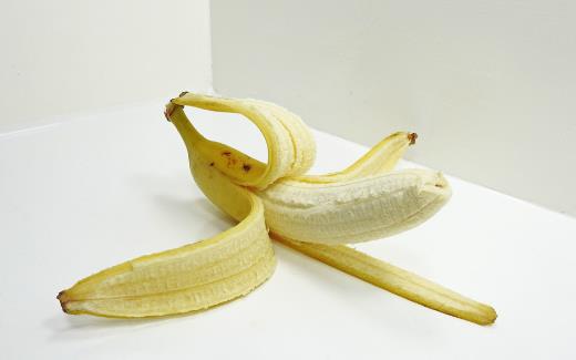 香蕉皮有非常高的營(yíng)養(yǎng)成份 香蕉皮的神奇小妙用
