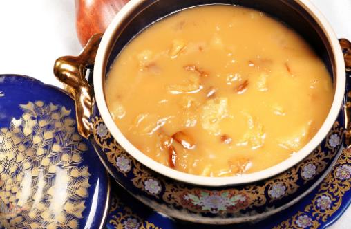 燉湯時，營養(yǎng)都在肉里，不在湯里？