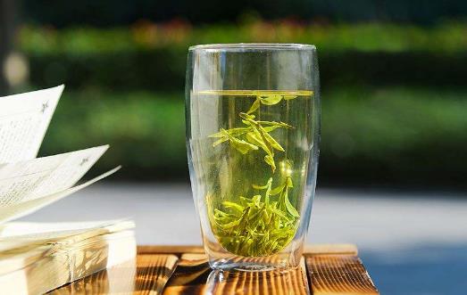 一杯濃茶百害無(wú)一利 喝濃茶的危害