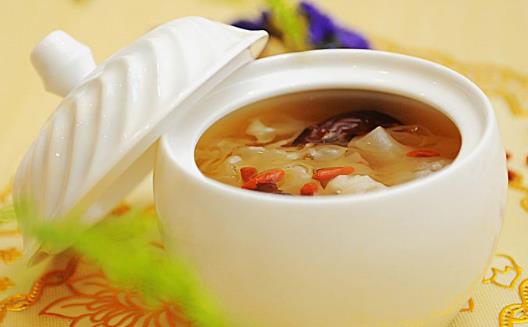 產后第一餐的飲食調養(yǎng)非常重要 月子食譜推薦