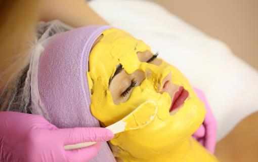 臉部經(jīng)常出油的人更不健康？ 如何護(hù)理油性肌膚