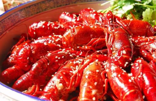 夏季最火爆的小龍蝦，醬料香料配方大公開，在家做出飯店