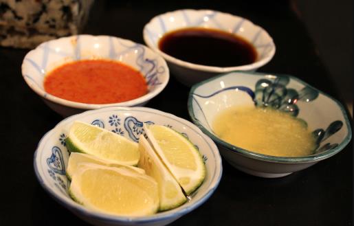 夏天炎炎吃什么？當然是涼拌菜了，十二款涼菜調味汁拿走