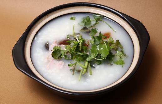 喝醉酒之后很難受？5款解酒食物來幫你